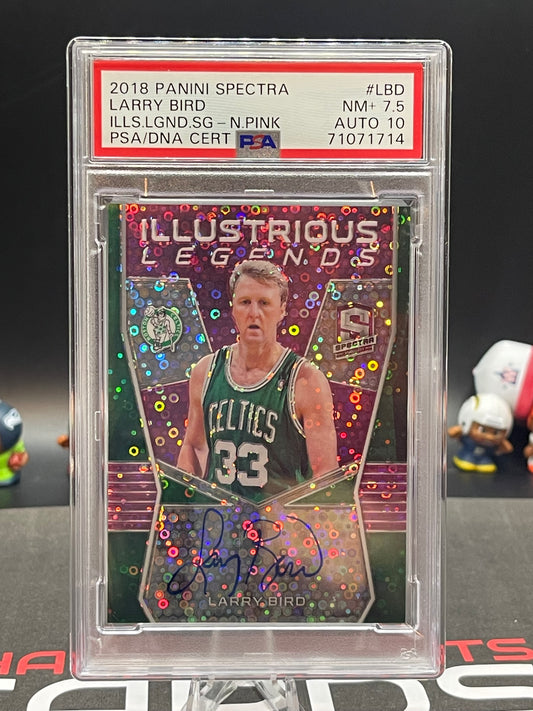 2018-19 Panini Spectra - Illustrious Legends Signatures Pink Prizm #IL-LBD Larry Bird /15